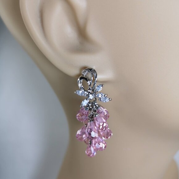 Glass bead Rhinestones romantic Grape Dangle earrings Nwot - Picture 3 of 6